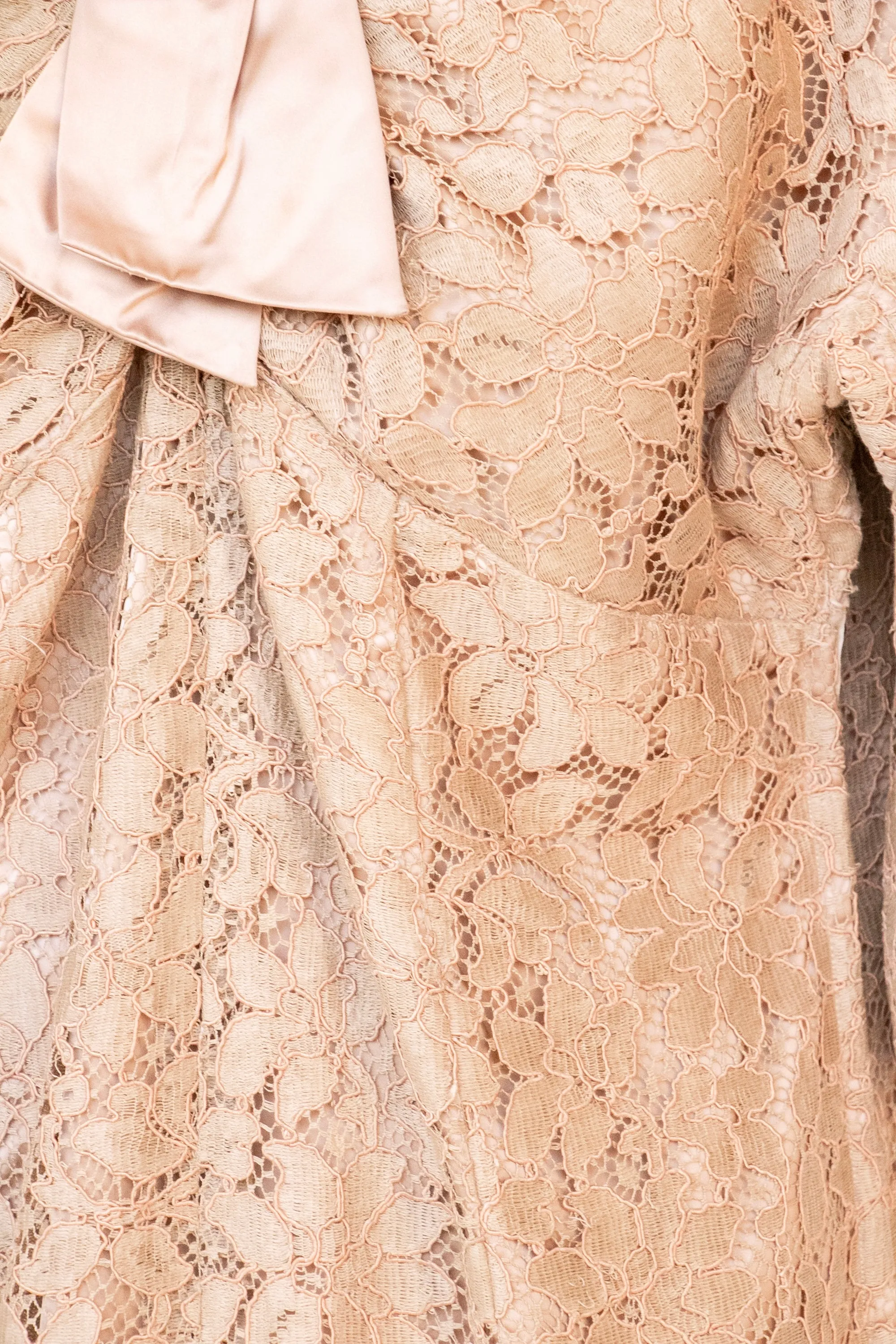 1950s Dress Beige Champagne Lace 60s Volup XL