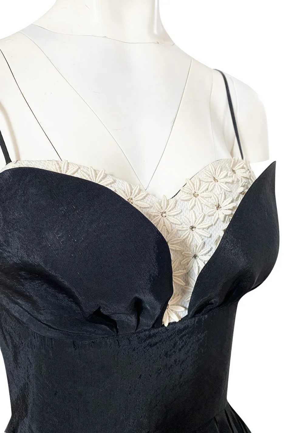 1950s Unlabeled Black Full Circle Skirted Silk Dress w Daisy Applique Bust