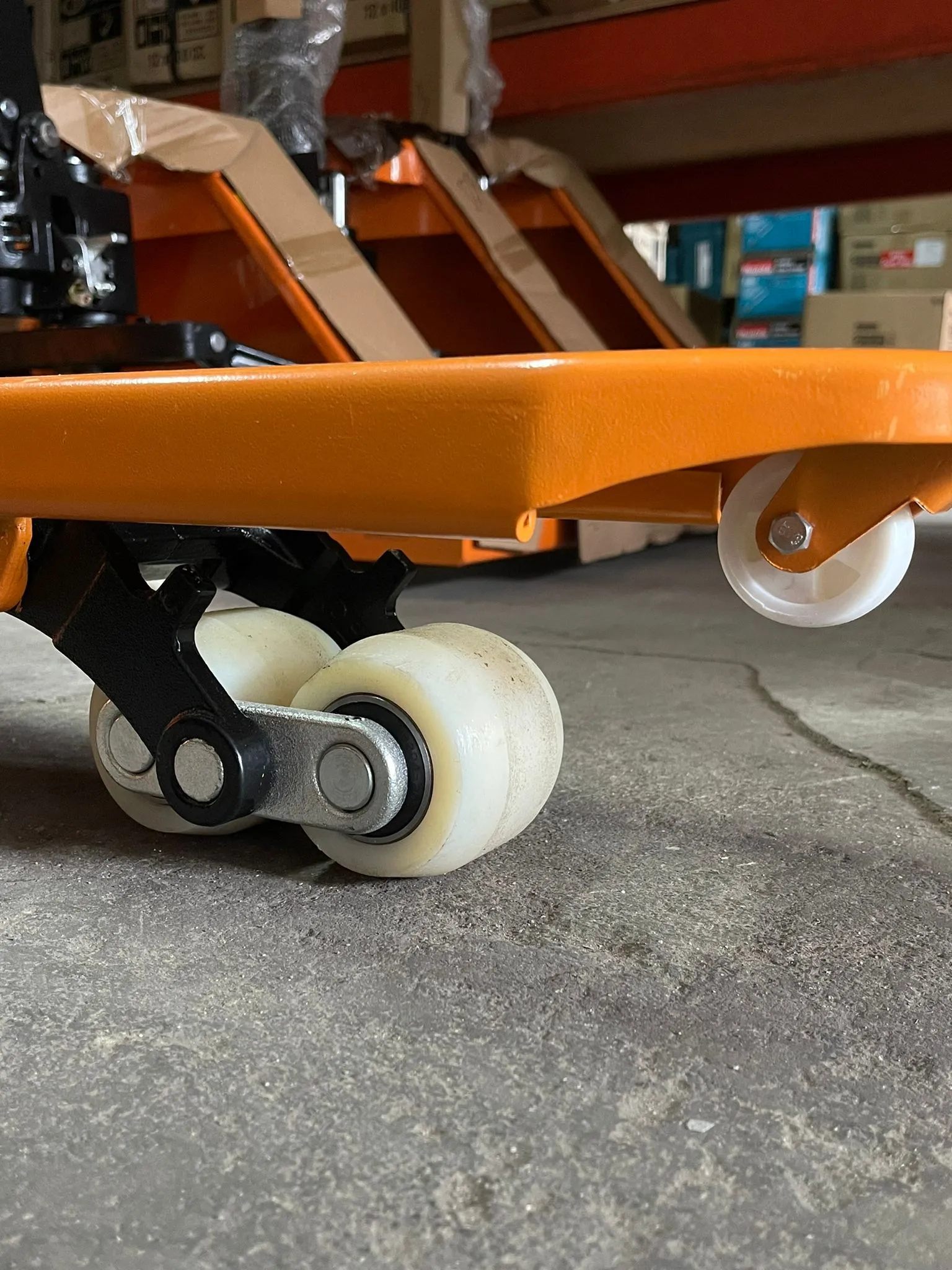 Aiko 3T 685*1220*85MM CBY Series Double Nylon Pallet Truck | Model : PT-CBY3N-685-2