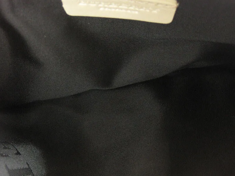 Burberry Twilley Vanilla Wristlet