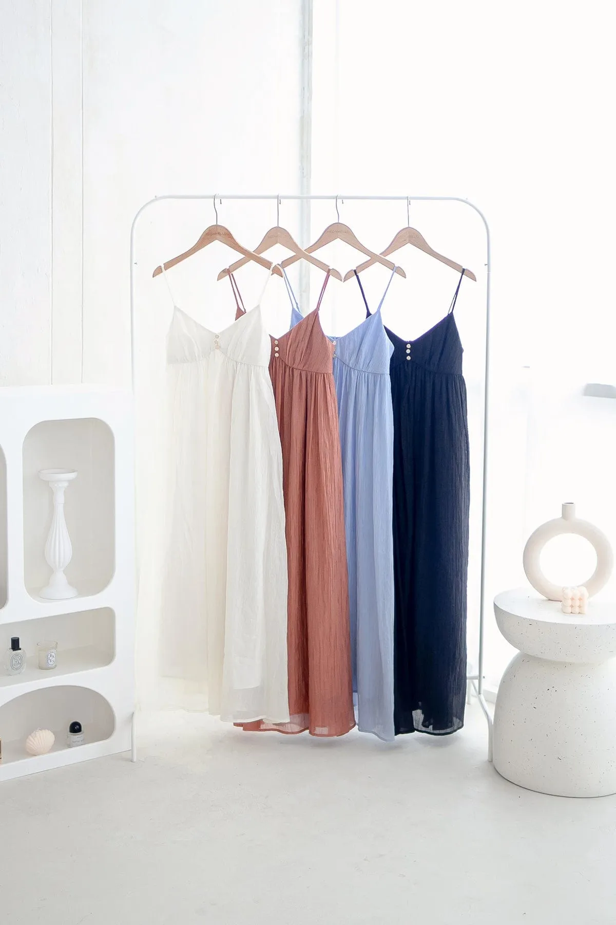 EMERSON CREPE MAXI IN BLACK