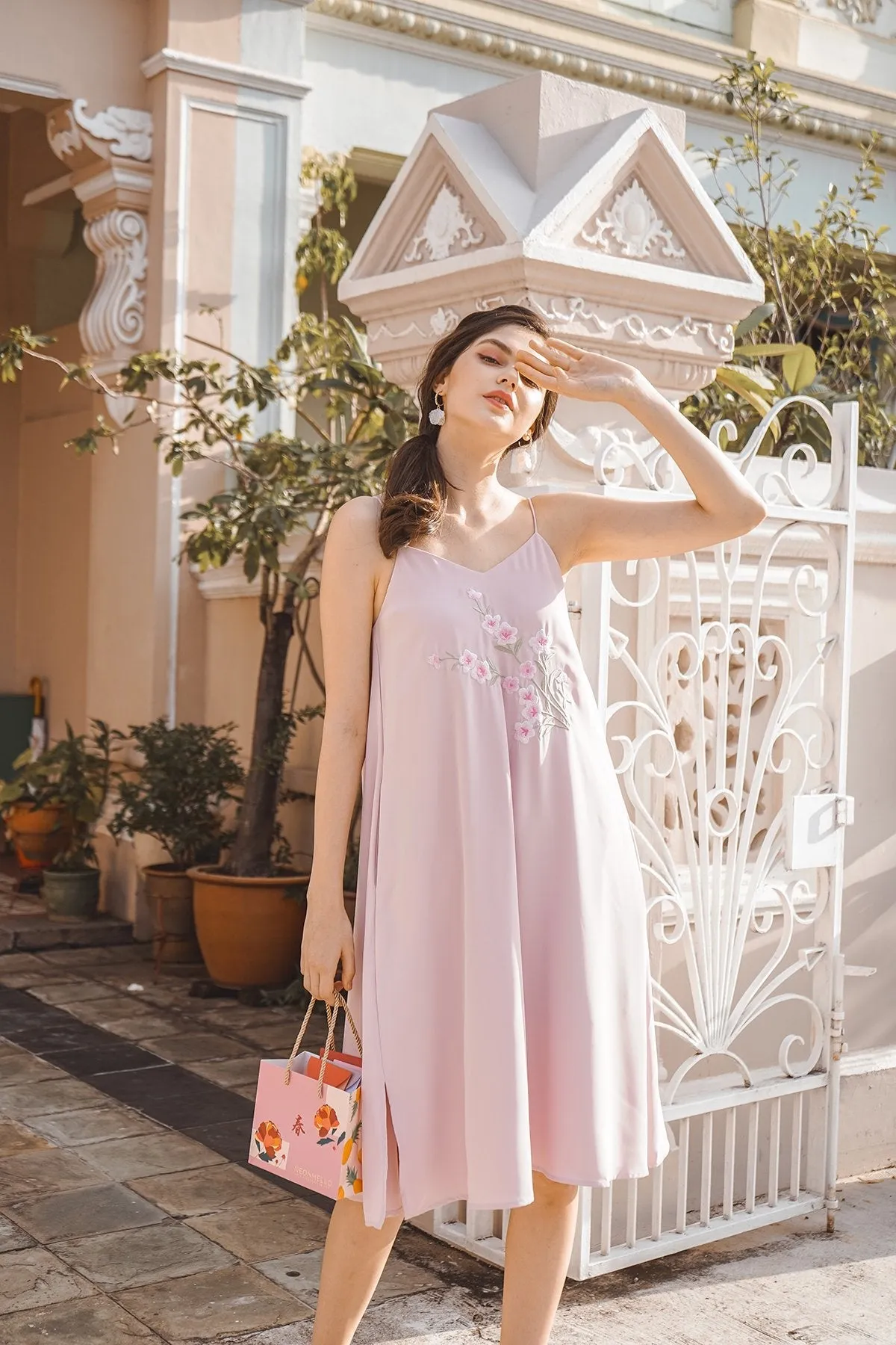 MADEBYNM BLISS FLORAL EMBROIDERY MIDI TRAPEZE DRESS IN PINK [XS/S/M/L] 