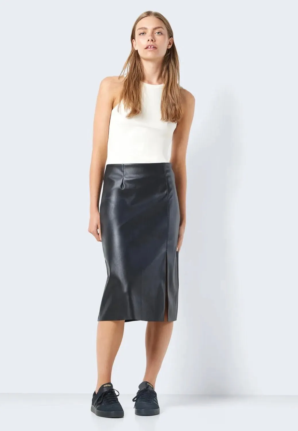 Noisy May - Clara Slit Midi Leng Black - Skirt