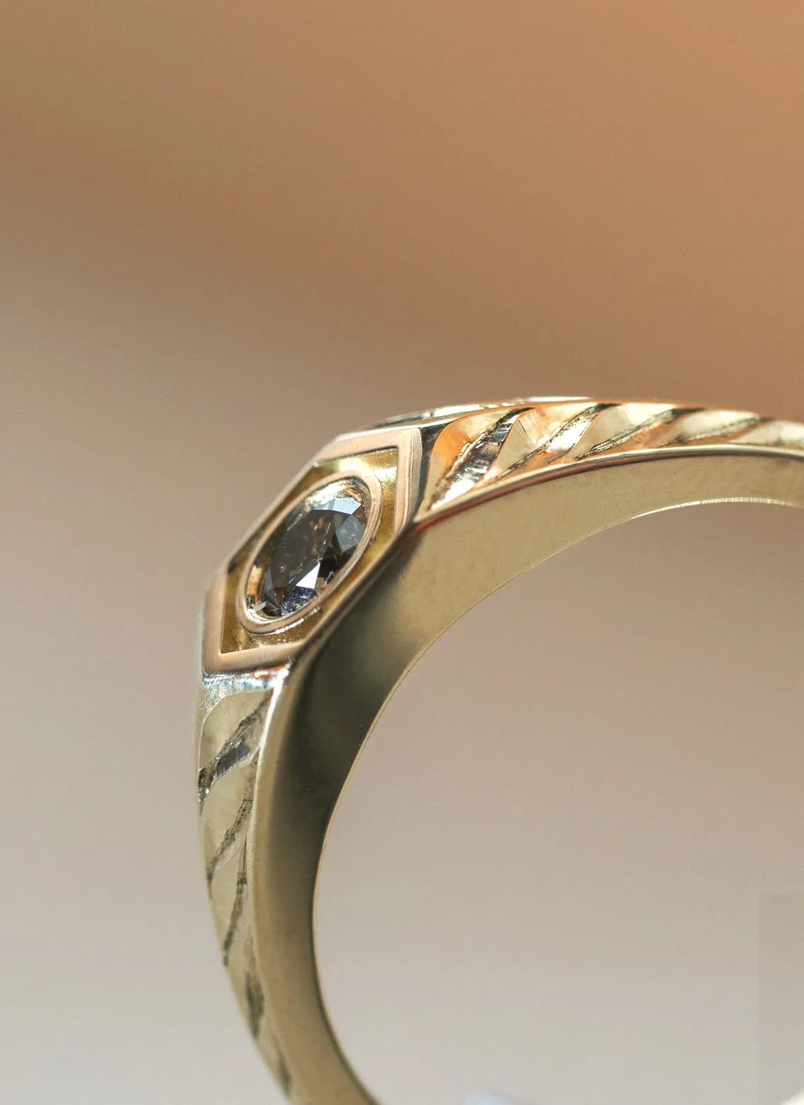 The gent miles brown diamond ring 14k gold