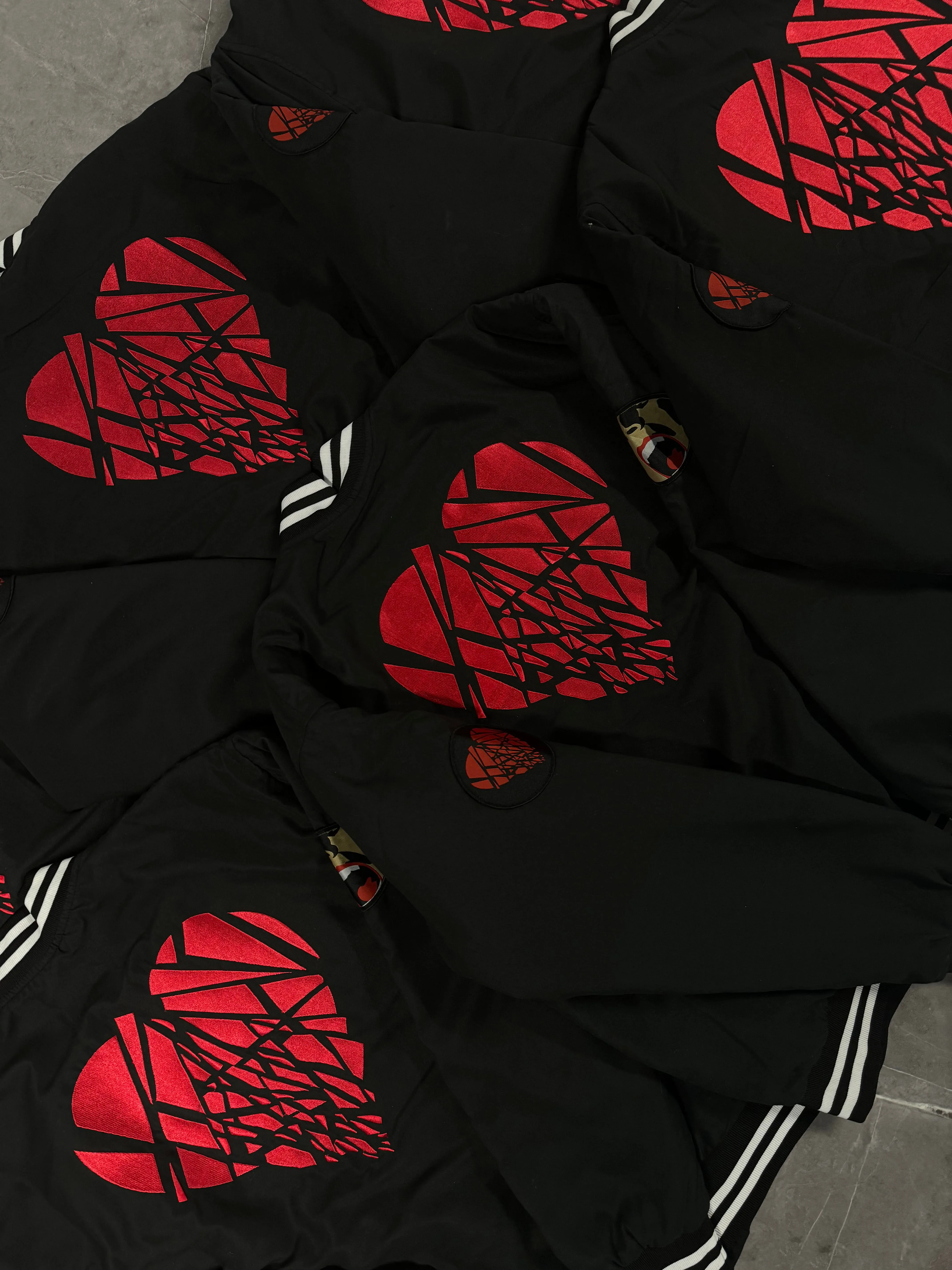 The Shattered Dreams Bomber - BLACK